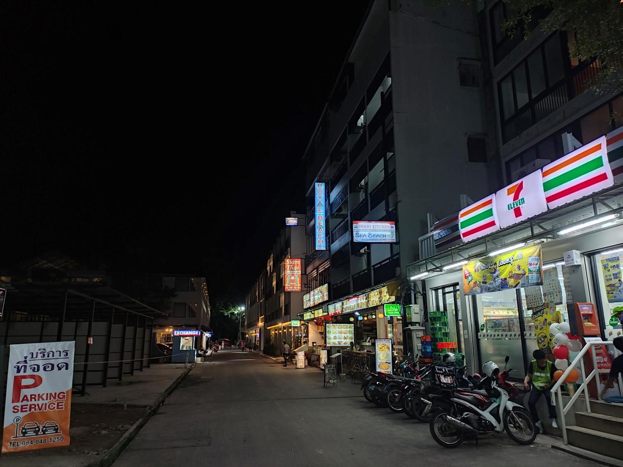 Sea Beach Paradise Patong Exterior photo